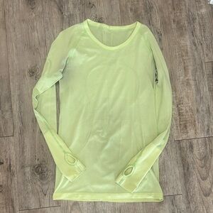 Women’s Lululemon swiftly tech neon yellow